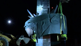 Ночью, как шакалы: в Даугавпилсе снесли памятник героям ВОВ