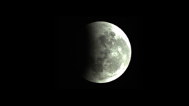 Редкое лунное затмение смогут увидеть сегодня жители Свердловской области