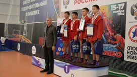 Министр спорта посетил общеобразовательную школу в Саратовской области