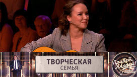 Актриса Дарья Щербакова спела в шоу Андрея Малахова под гитару