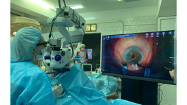 Марийские врачи начали использовать при операциях на глазах инновационный микроскоп