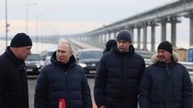 Путин за рулем протестировал восстановленный Крымский мост