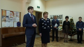 Министр просвещения РФ посетил московскую школу