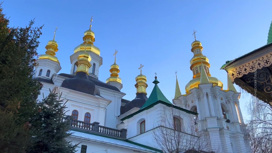 Монахов канонической церкви выгоняют из Киево-Печерской лавры