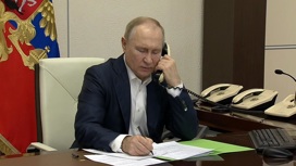 Песков: Путин часто говорит с командирами и получает "информацию с земли"