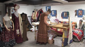 Одежду по эскизам 19 века воссоздают в Тюмени