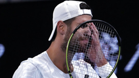 Хачанов проиграл Циципасу в полуфинале Australian Open