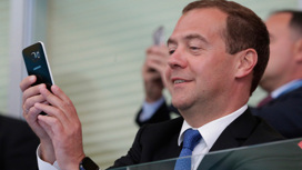 Медведев не стал чистить плейлист после отъезда музыкантов из России