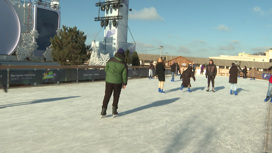 Ледовые катки в Астраханском кремле посетили 50 тысяч человек