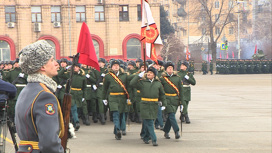 Парад в честь 80-летия Сталинградской Победы в Волгограде посетили главы регионов России