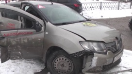 В Екатеринбурге водитель учебного автомобиля спровоцировал ДТП