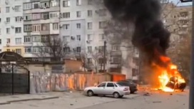 Взорванный в Мелитополе автомобиль сняли на видео