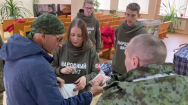 Для амурских бойцов в зоне СВО активисты собрали экипировку и необходимые вещи