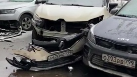 Пьяный водитель протаранил пять машин в Солнечногорске