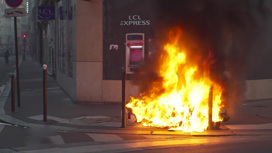 Противостояние французской полиции и протестующих стало особенно жестоким
