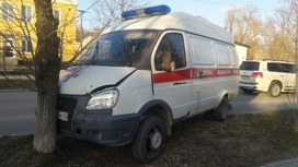 Мужчина в трусах и с лопатой устроил серию ДТП на угнанной скорой