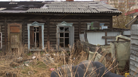Три семьи в Иркутске десять лет живут в аварийных домах на улице Пискунова
