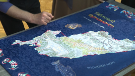 Во Владивостоке создана вышитая карта Приморья