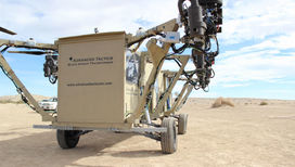 Прототип AT Black Knight Transformer в ходе испытаний на земле 