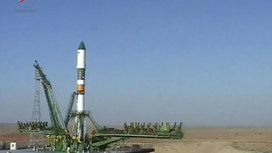 Это первая с 1978 года неудача для этой модификации грузовых "Союзов". Последнее время ракетоносители с "Прогрессами" исправно доставляли необходимые грузы на орбиту - надежность почти стопроцентная, и этот запуск должен был пройти как обычно, штатно.