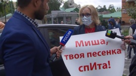 в каком году была авария с ефремовым. 8. в каком году была авария с ефремовым фото. в каком году была авария с ефремовым-8. картинка в каком году была авария с ефремовым. картинка 8. В центре столицы в аварию попал заслуженный артист России Михаил Ефремов. Причиной происшествия стал выезд его автомобиля на встречную полосу, при этом сидевший за рулем актер был пьян. В результате аварии пострадал один человек: его увезли в больницу в тяжелом состоянии, где он позднее скончался. Рассказываем, что известно о случившемся.