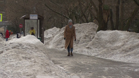 в каком городе гололед. 0. в каком городе гололед фото. в каком городе гололед-0. картинка в каком городе гололед. картинка 0. В каток этим утром превратились и улицы столицы. И хуже всего в Москве сегодня пришлось пешеходам. Если проезжую часть еще успели обработать, то с тротуарами все сложно. Многие до метро буквально скользили. Сейчас в столичных травмпунктах большой ажиотаж: переломы, ушибы. Дорога на работу сегодня оказалась опасной как никогда. Впрочем, и водителям нелегко: ни снега, ни гололеда до сегодняшнего дня в городе еще не было, многие до сих пор ездили на летней резине.