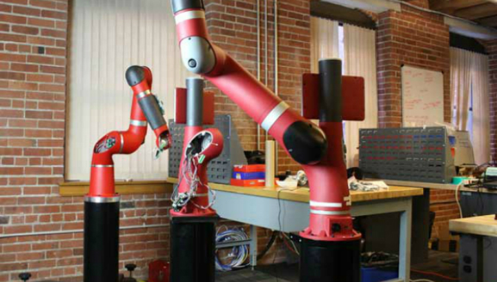 Сборка Сойера в штаб-квартире Rethink Robotics в Бостоне