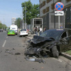 В Москве в результате аварии с такси и Tesla пострадали два человека