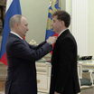 Путин вручил премии в области литературы и искусства