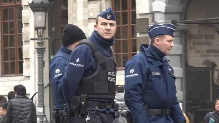 Офис крупнейшей в Европарламенте фракции обыскали