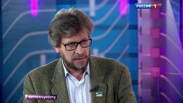 Международное обозрение выпуски. Международное обозрение Федор Лукьянов. Международная панорама Федор Лукьянов. Лукьянов ведущий международного обозрения. Федор Лукьянов политолог жена.