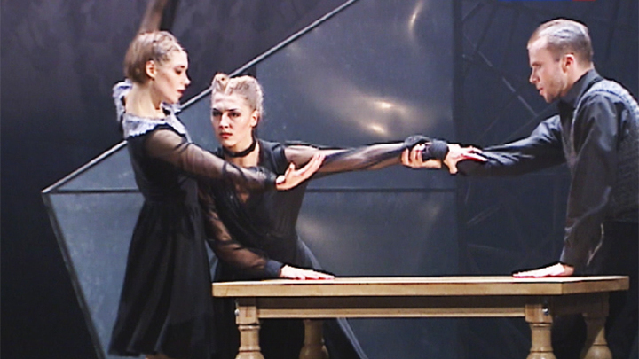 Театр "Новый балет" представил две премьеры: "Унесенные" и "Превращение"