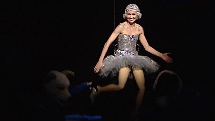 В Театре Наций представили премьеру мюзикла "Цирк"