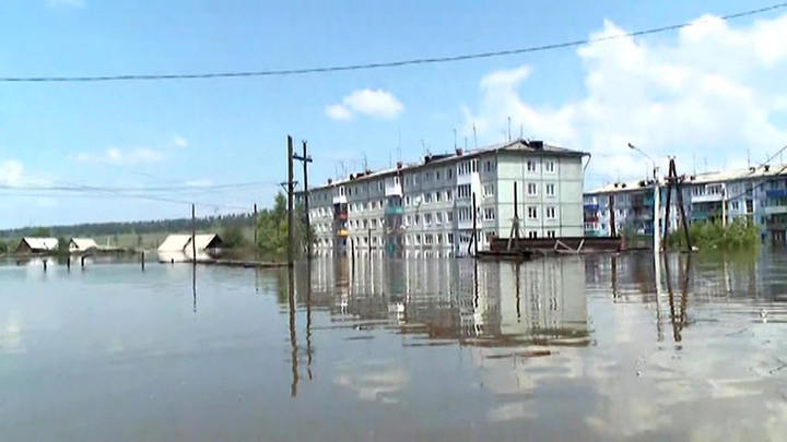 Паводок в Иркутской области: за ночь уровень реки Ия поднялся на рекордные 14 метров