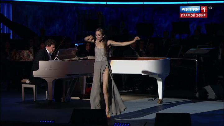 Большой юбилейный концерт Александры Пахмутовой. Денис