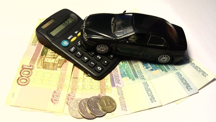 Минтруд рассмотрит вопрос о налоговом вычете при покупке авто