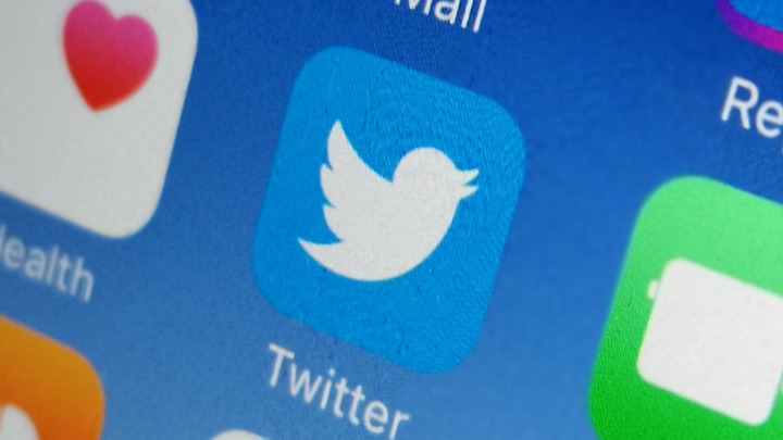 Twitter ввел платную подписку с синей галочкой верификации