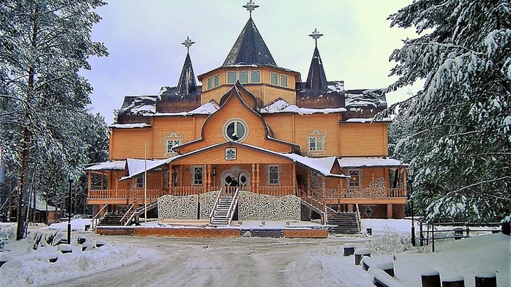 Дом Деда Мороза. Великий Устюг /ru.m.wikipedia.org/
