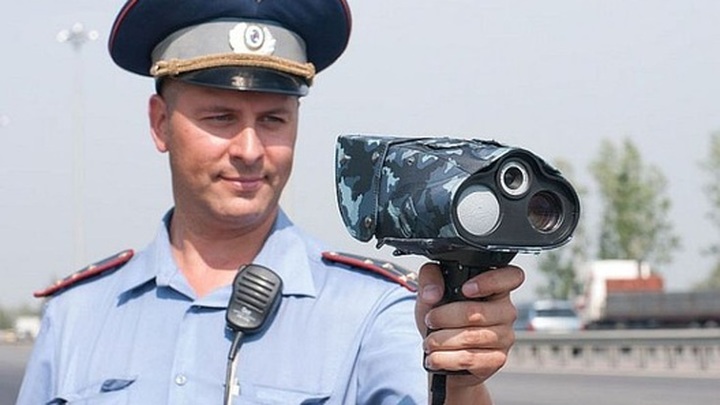 Ручная скорость: на российские дороги вернулись "фены"