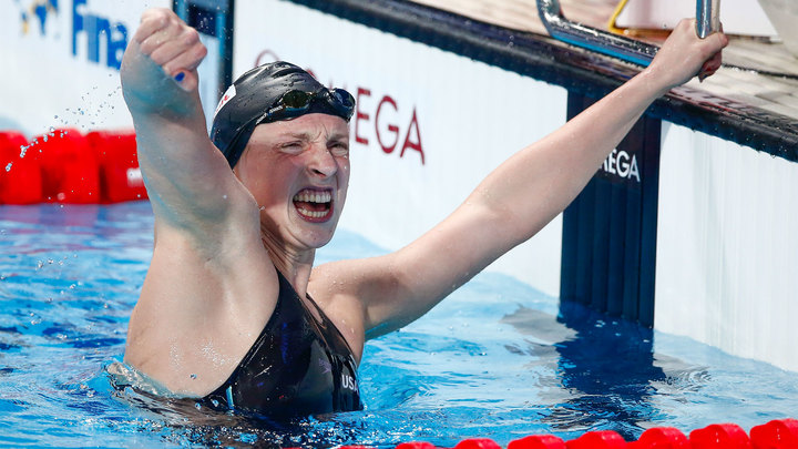 Пловчиха сборной США Кэти Ледецки установила новый мировой рекорд на самой ...