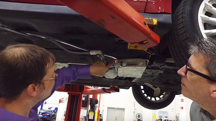 Ford предлагает пить воду прямо из автомобильного кондиционера