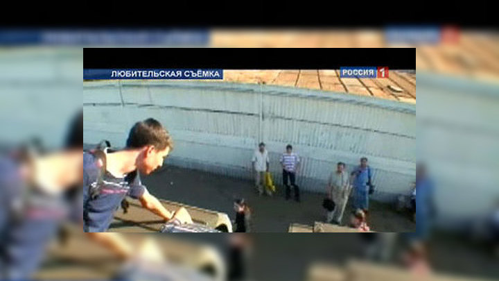 Что будет если забраться на крышу вагона. Смотреть фото Что будет если забраться на крышу вагона. Смотреть картинку Что будет если забраться на крышу вагона. Картинка про Что будет если забраться на крышу вагона. Фото Что будет если забраться на крышу вагона