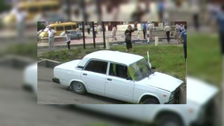 Все государственные структуры и учреждения Ингушетии работают в штатном режим. Об этом сообщил на пресс-конференции временно исполняющий обязанности президента Ингушетии Рашид Гайсанов