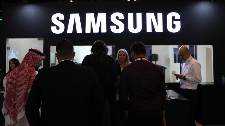 Samsung признался в утечке данных клиентов