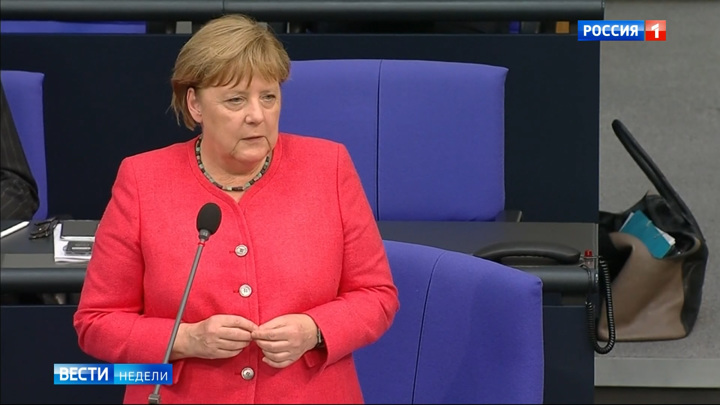 9 - Меркель передумала бесить коллег и задобрила Макрона