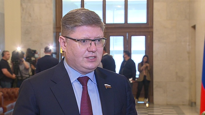 Исаев: законы в Думе принимались очень оперативно. Интервью на "России 24"