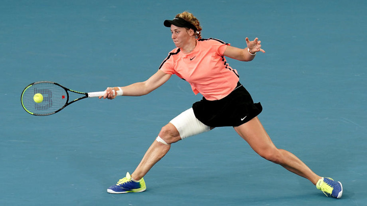 Самсонова проиграла Вондроушовой во втором круге Australian Open