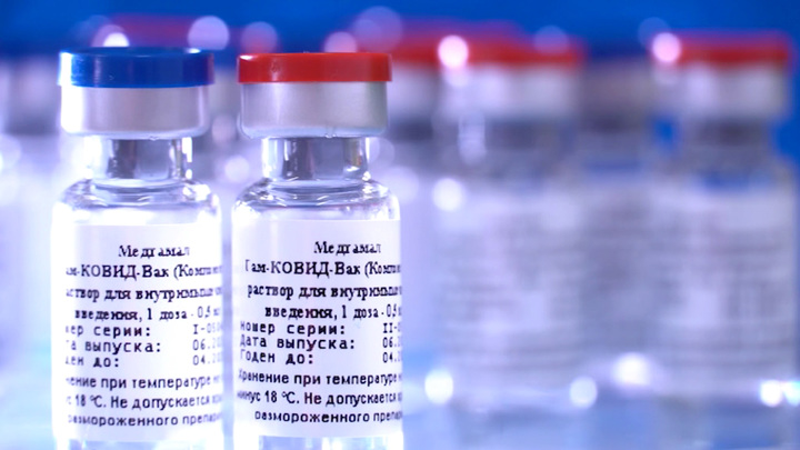 США не примут российскую вакцину и внесли в черный список ее разработчиков