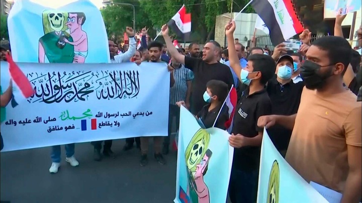 Франция стала очагом борьбы мусульман с европейскими ценностями