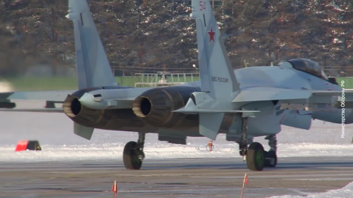Первый Су-35С ВКС России прибыл в Белоруссию